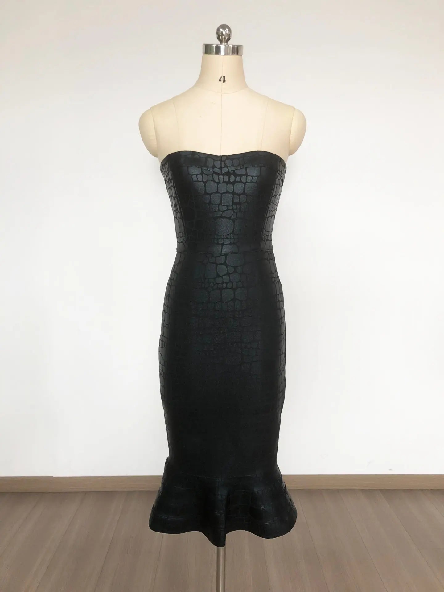 eudora off shoulder bodycon fishtail hem midi dress in black Avalabel