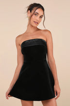 phoebe Black Velvet Strapless Mini Dress Avalabel