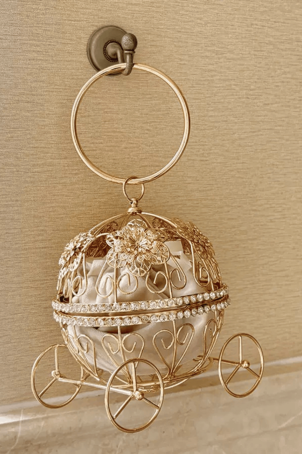 Golden Cinderella Carriage Rhinestone Clutch Avalabel