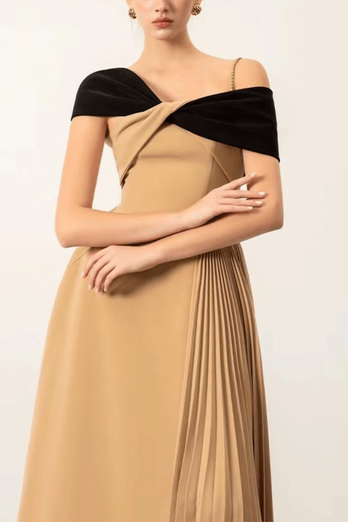 Ella Two‑Tone Off-Shoulder Pleated Midi Dress - Avalabel