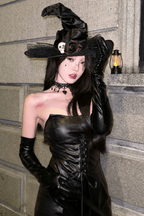 Gothic Witch Hat with Skull and Rose Avalabel