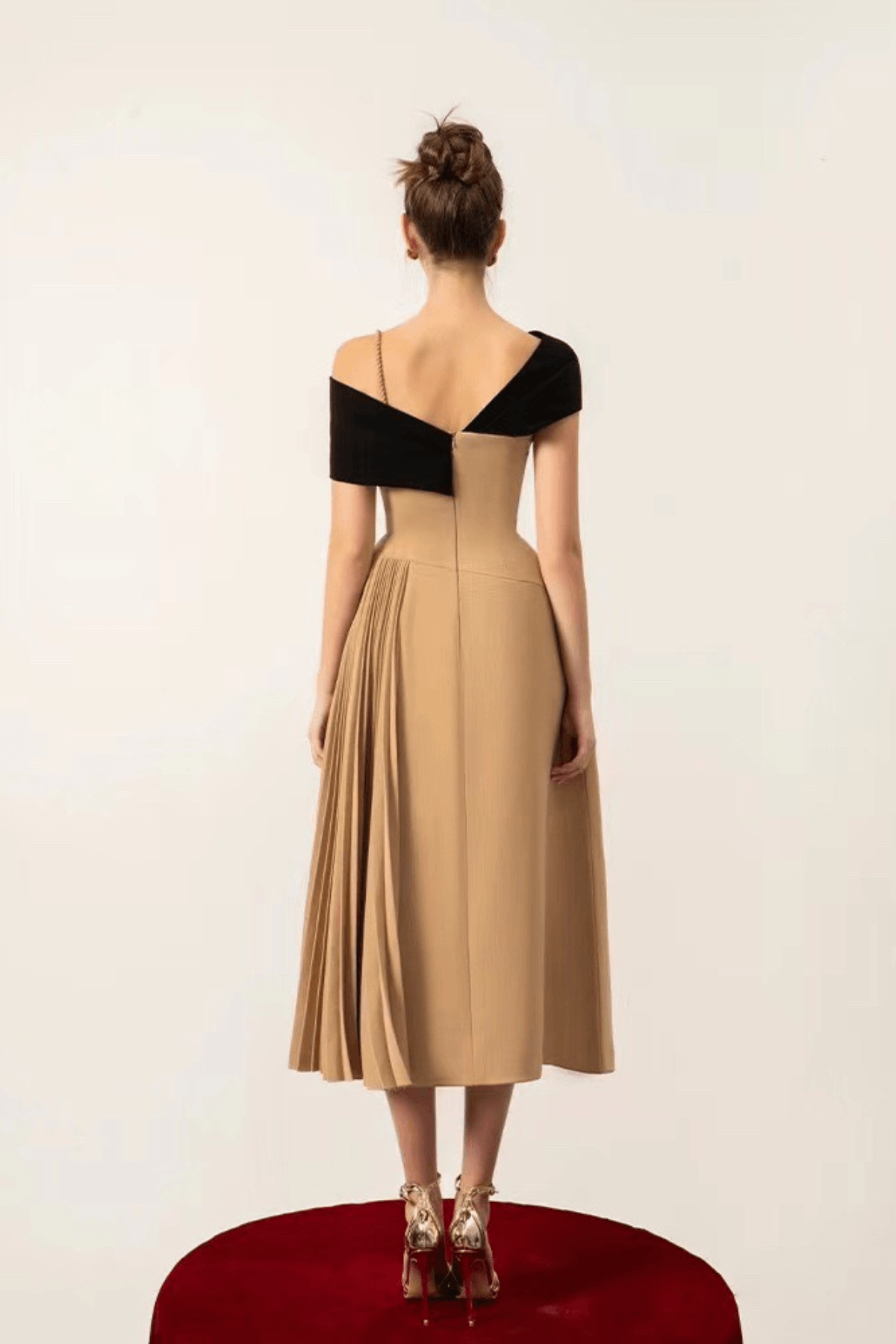 Ella Two‑Tone Off-Shoulder Pleated Midi Dress - Avalabel