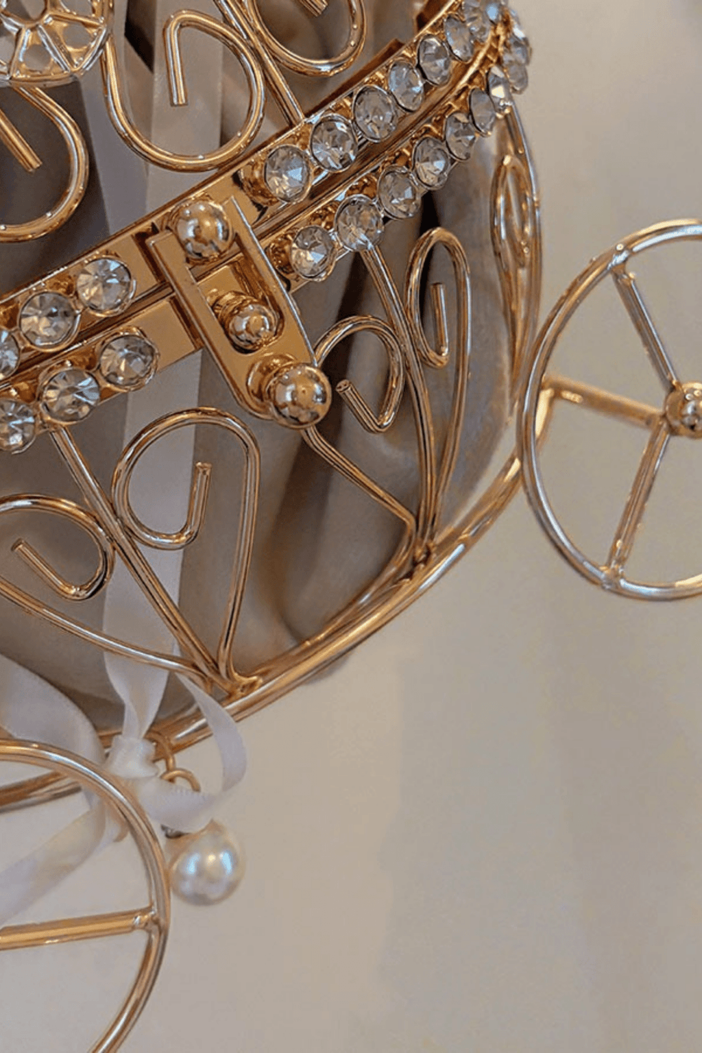 Golden Cinderella Carriage Rhinestone Clutch Avalabel