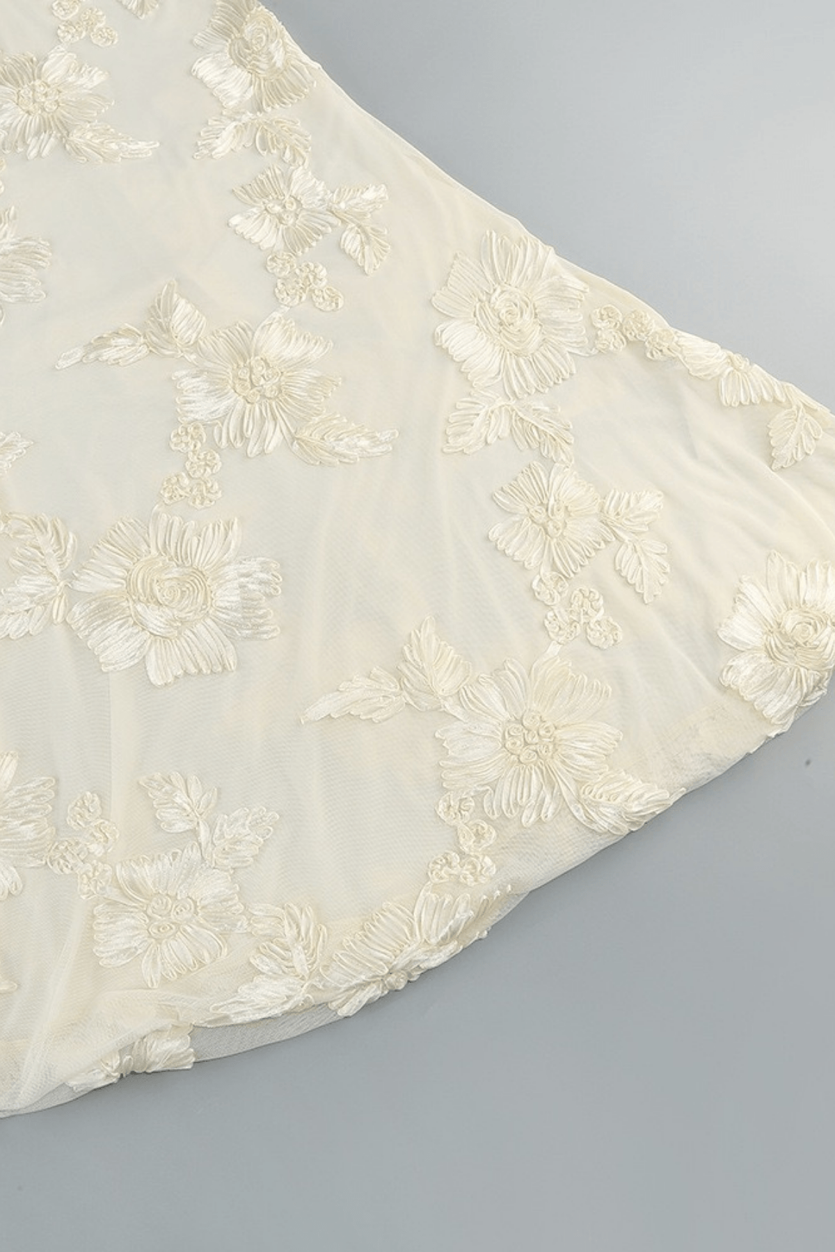 Jenny Cream Halter 3D Floral Mermaid Dress Avalabel