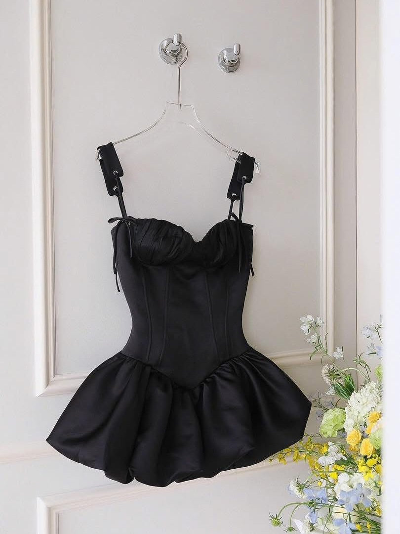 Elvira Suspender Ballet Mini Dress in Black Avalabel
