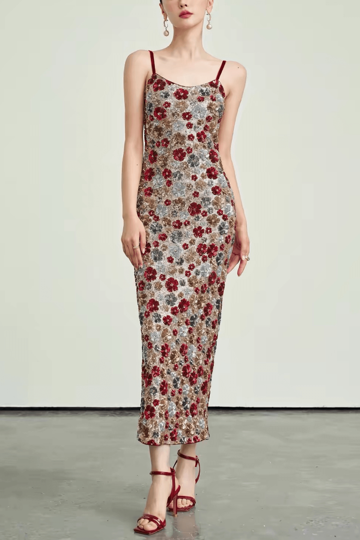 Willa Spaghetti Strap Bodycon Floral Sequin Midi Dress - Avalabel