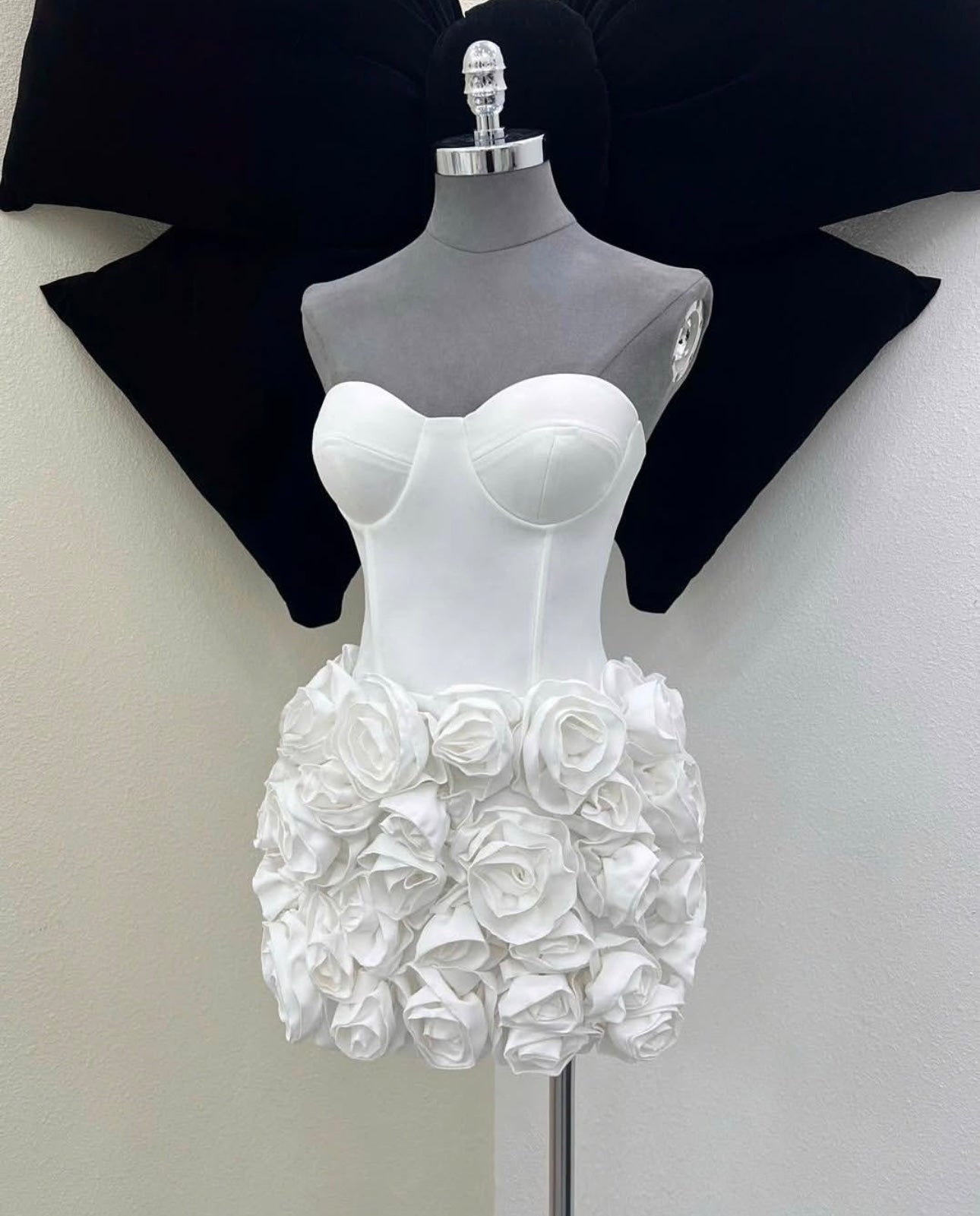 Chanelle Flower Mini Dress In White Avalabel