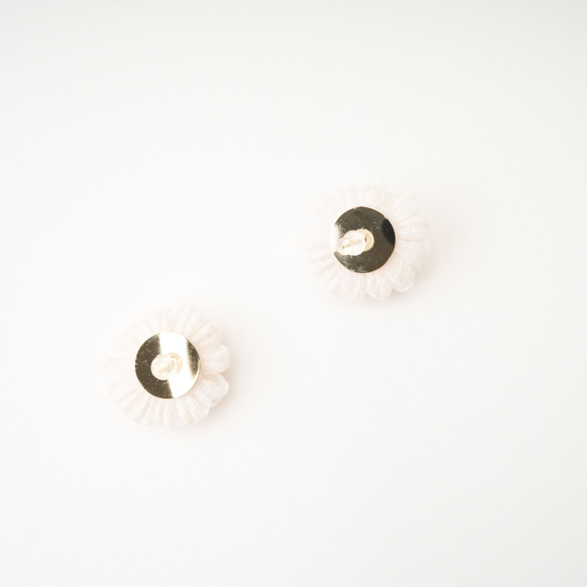 Juana Floral-Motif Earrings Avalabel