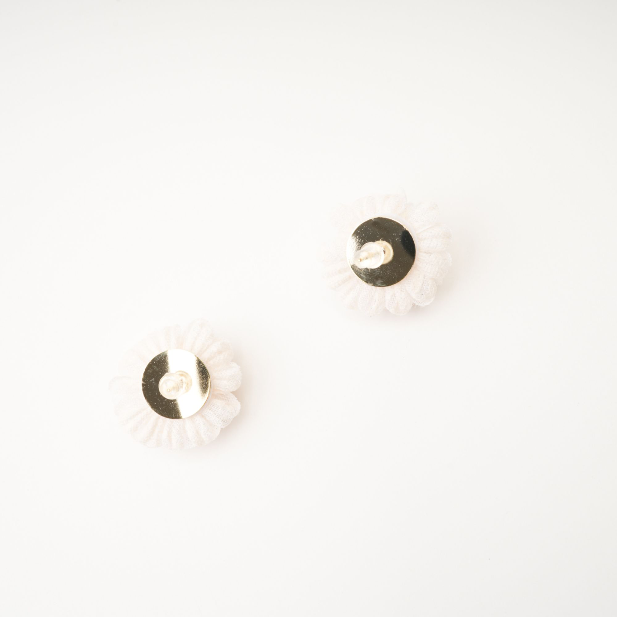 Juana Floral-Motif Earrings Avalabel