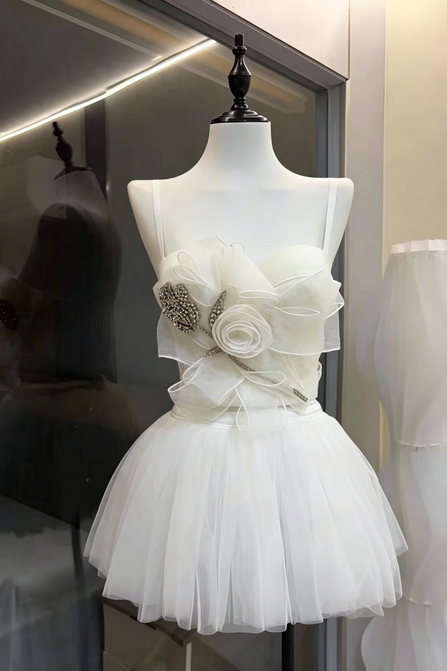 3D Flower Rhinestone Corset & Tulle Tutu Two-Piece Set - Avalabel