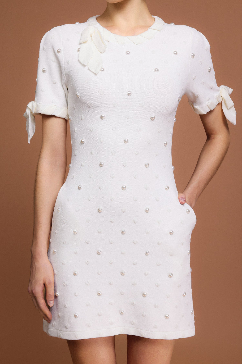 Round Neck Short Sleeves Pearl Dot Printed Mini Dress Avalabel