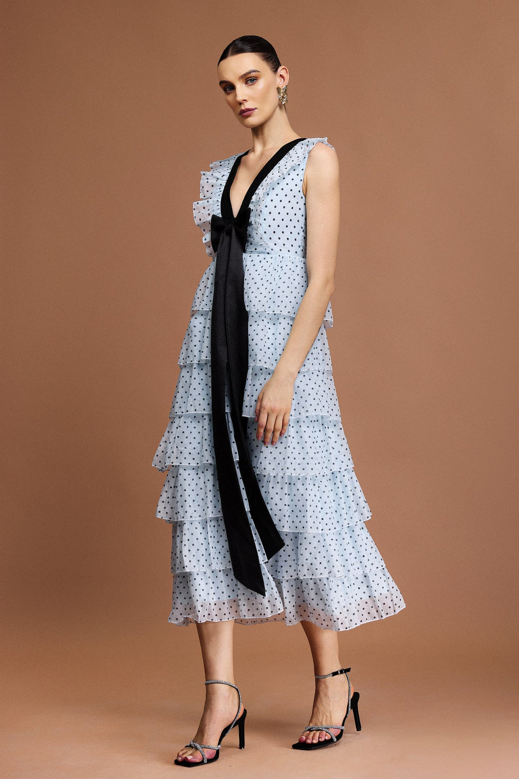 V-Neck Sleeveless Bowknot Folds Dot Printed Midi Dress Avalabel
