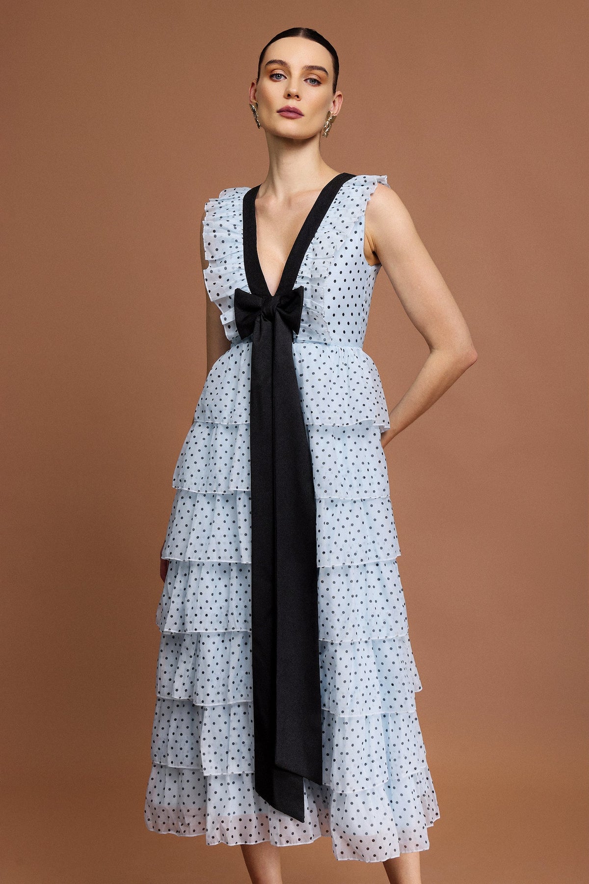 V-Neck Sleeveless Bowknot Folds Dot Printed Midi Dress Avalabel