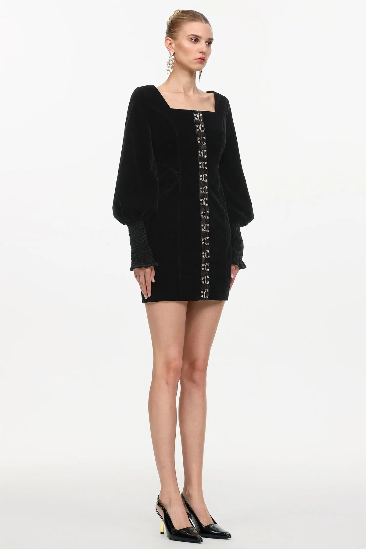 tina Cinched Waist Square Neck Long Sleeve Velvet Mini Dress in black Avalabel