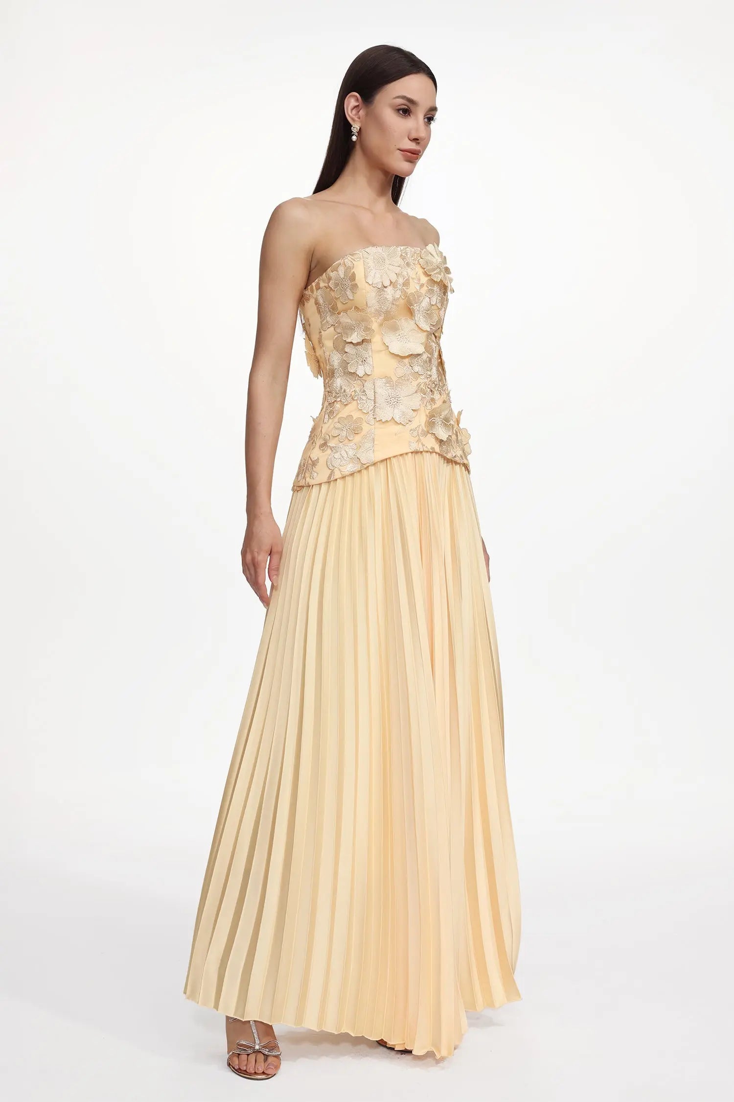 Shardae Romantic Tailored Strapless Pleated Floral Maxi Dress Avalabel