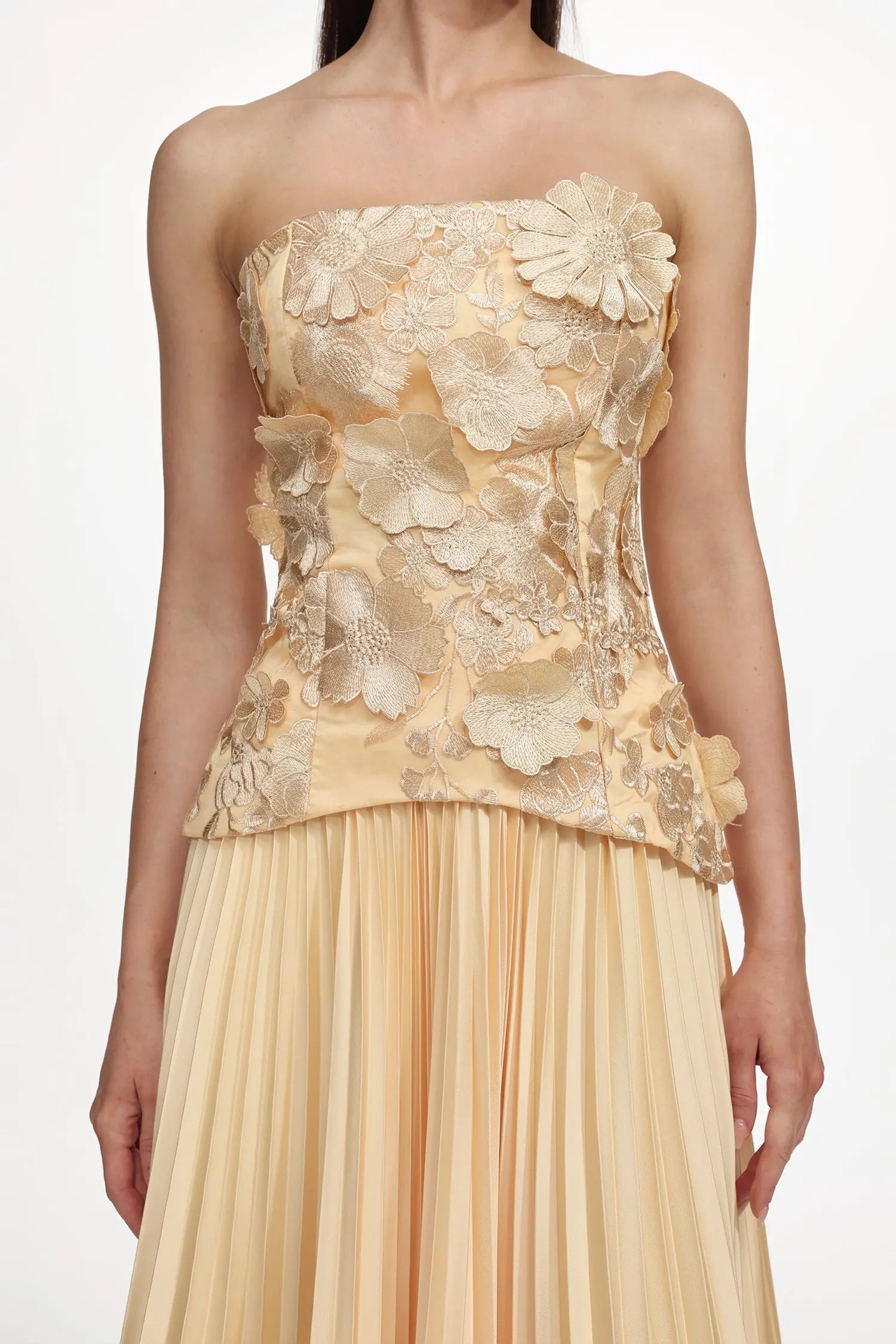 Shardae Romantic Tailored Strapless Pleated Floral Maxi Dress Avalabel