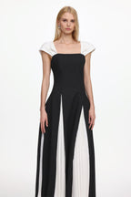 Saly Short Sleeve Contrast Pleated Woven Maxi Dress Avalabel