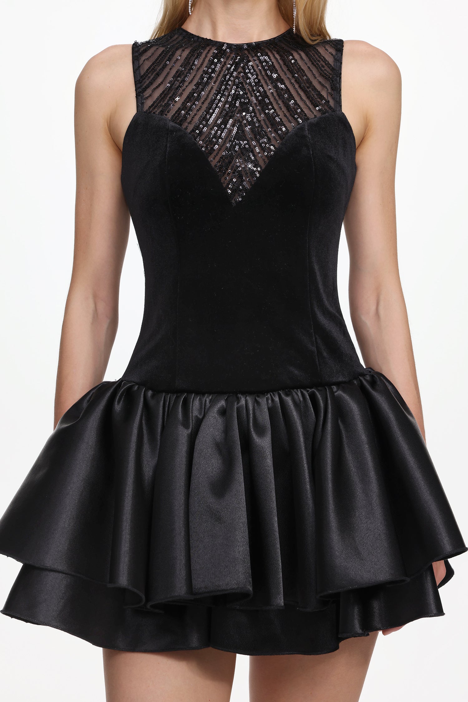 Sareza Chic Contour Deep V Sleeveless Sequin Mini Dress Avalabel