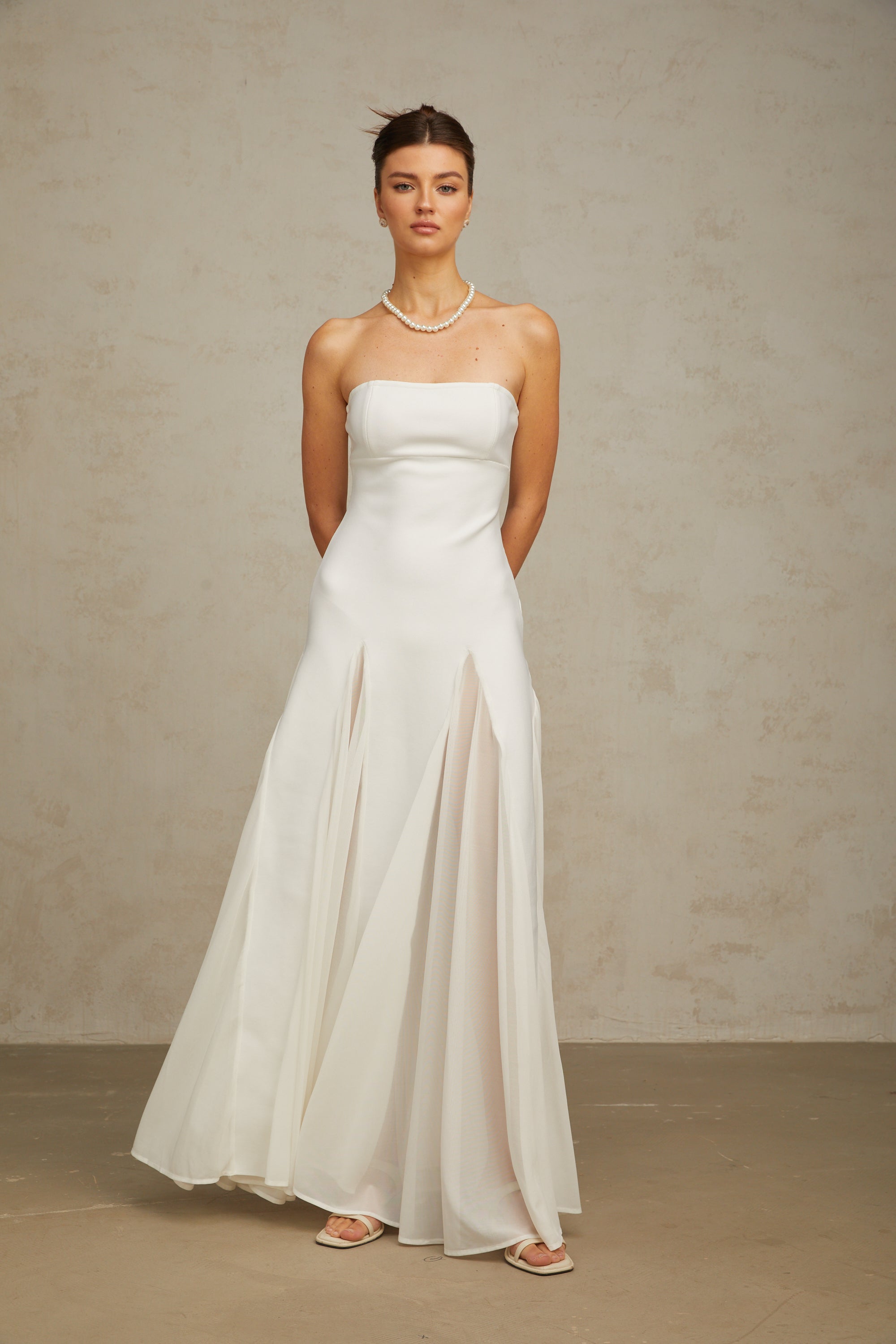 Nathalie White Tulle-Panelling Maxi Dress Avalabel
