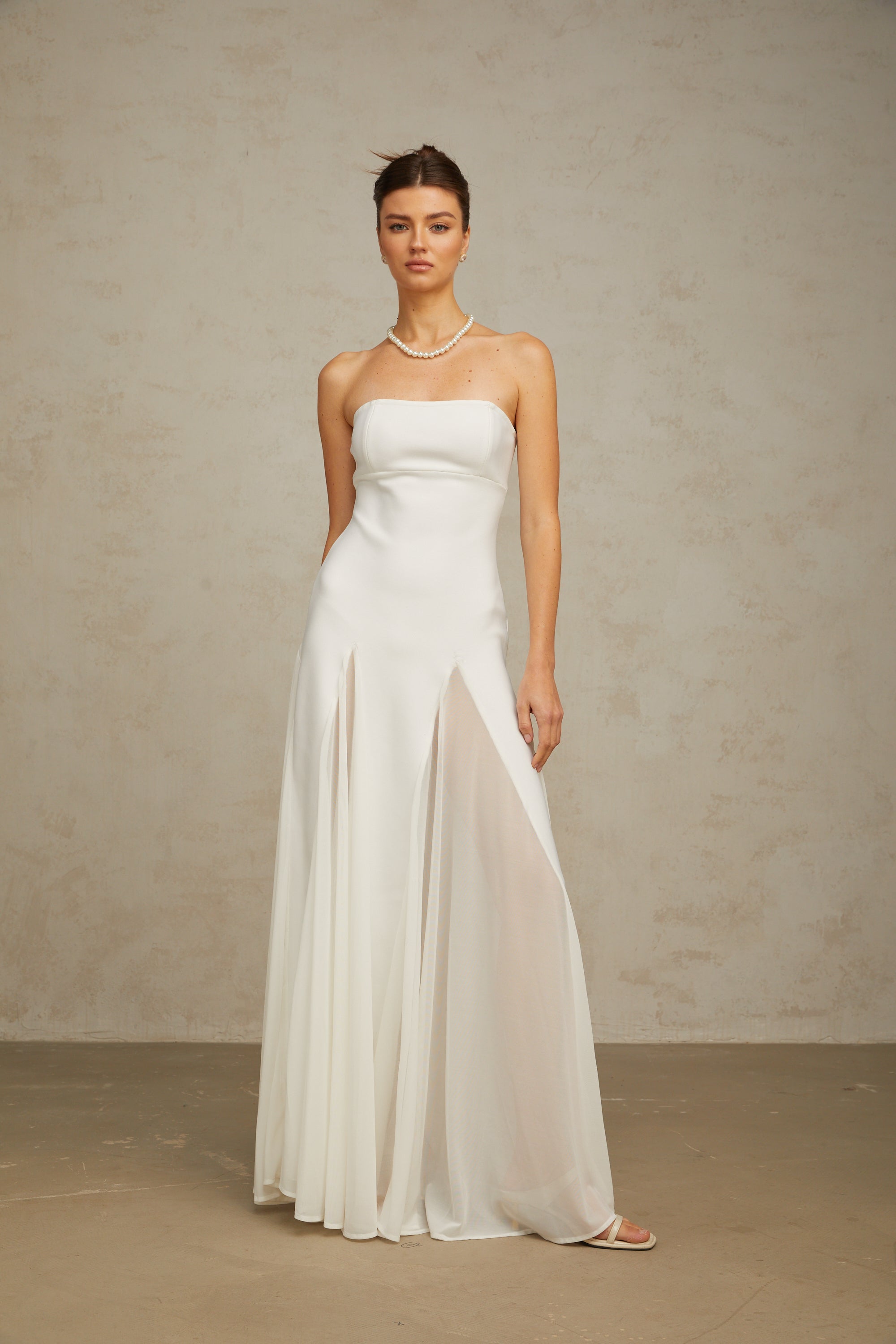Nathalie White Tulle-Panelling Maxi Dress Avalabel