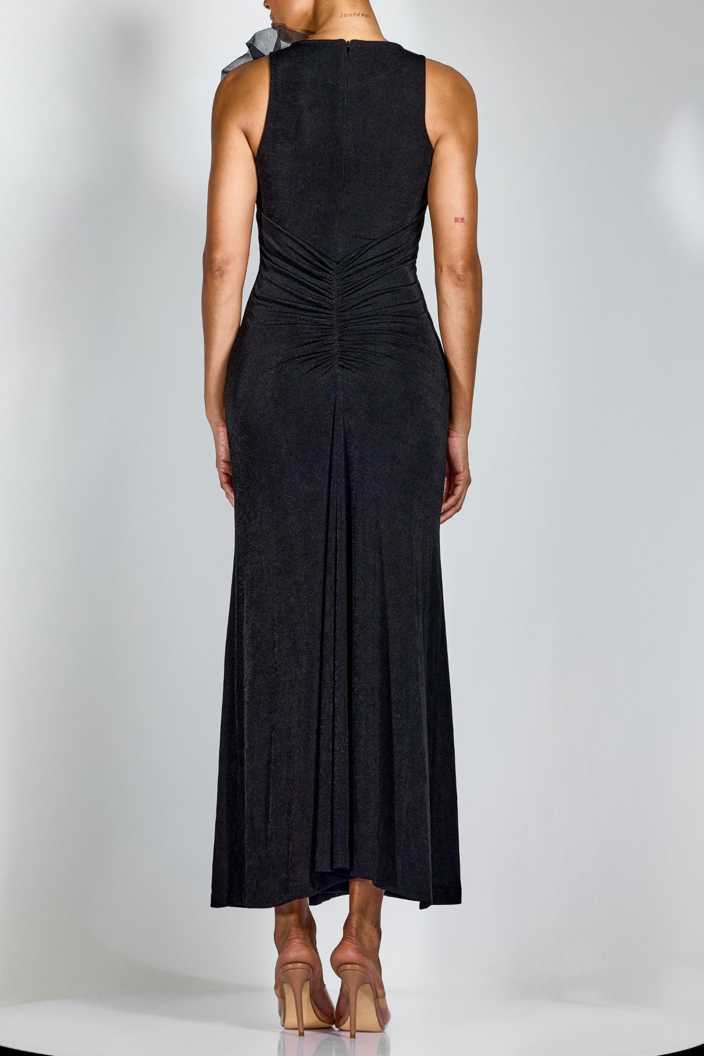 nicola Flower bow pleated bodycon maxi dress in black Avalabel