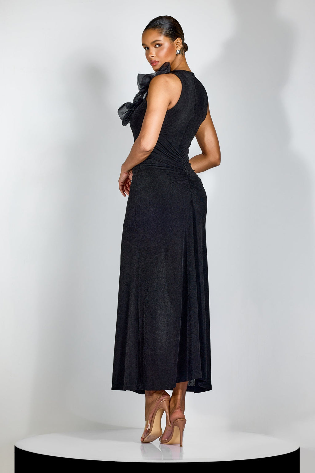 nicola Flower bow pleated bodycon maxi dress in black Avalabel
