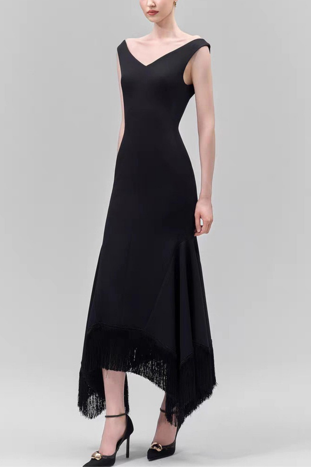 Lila Sleeve V Neck Bodycon Fringe Hem Asymmetrical Black Dress Avalabel