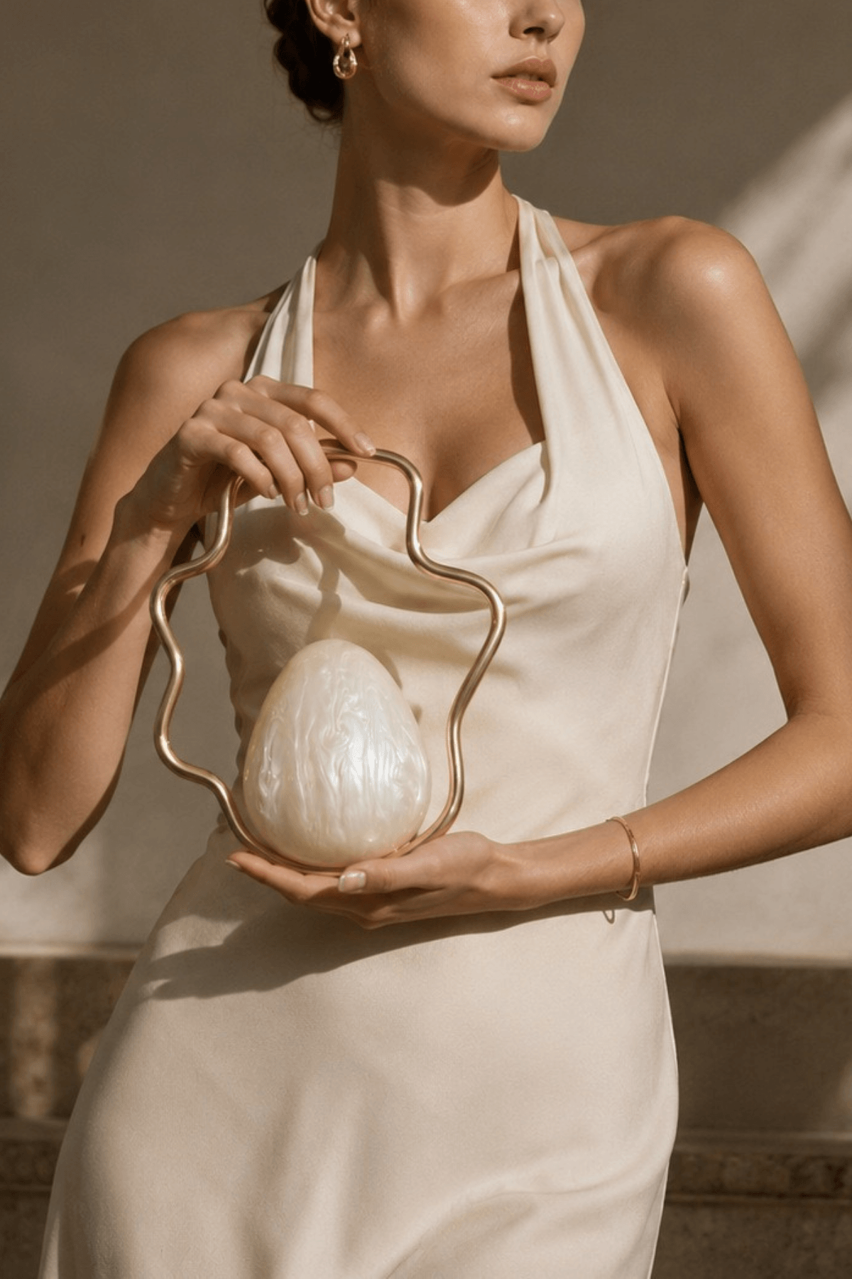 Wavy Metal Frame Egg Pearl Evening Clutch Avalabel