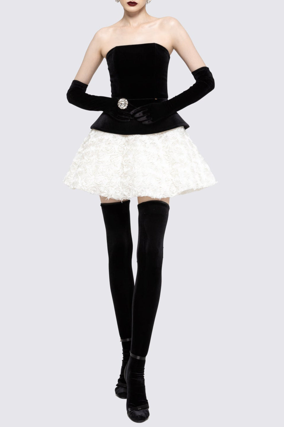 Petal-Layered Velvet Top Mini Skirt Suit Without Glove - Black/White Avalabel