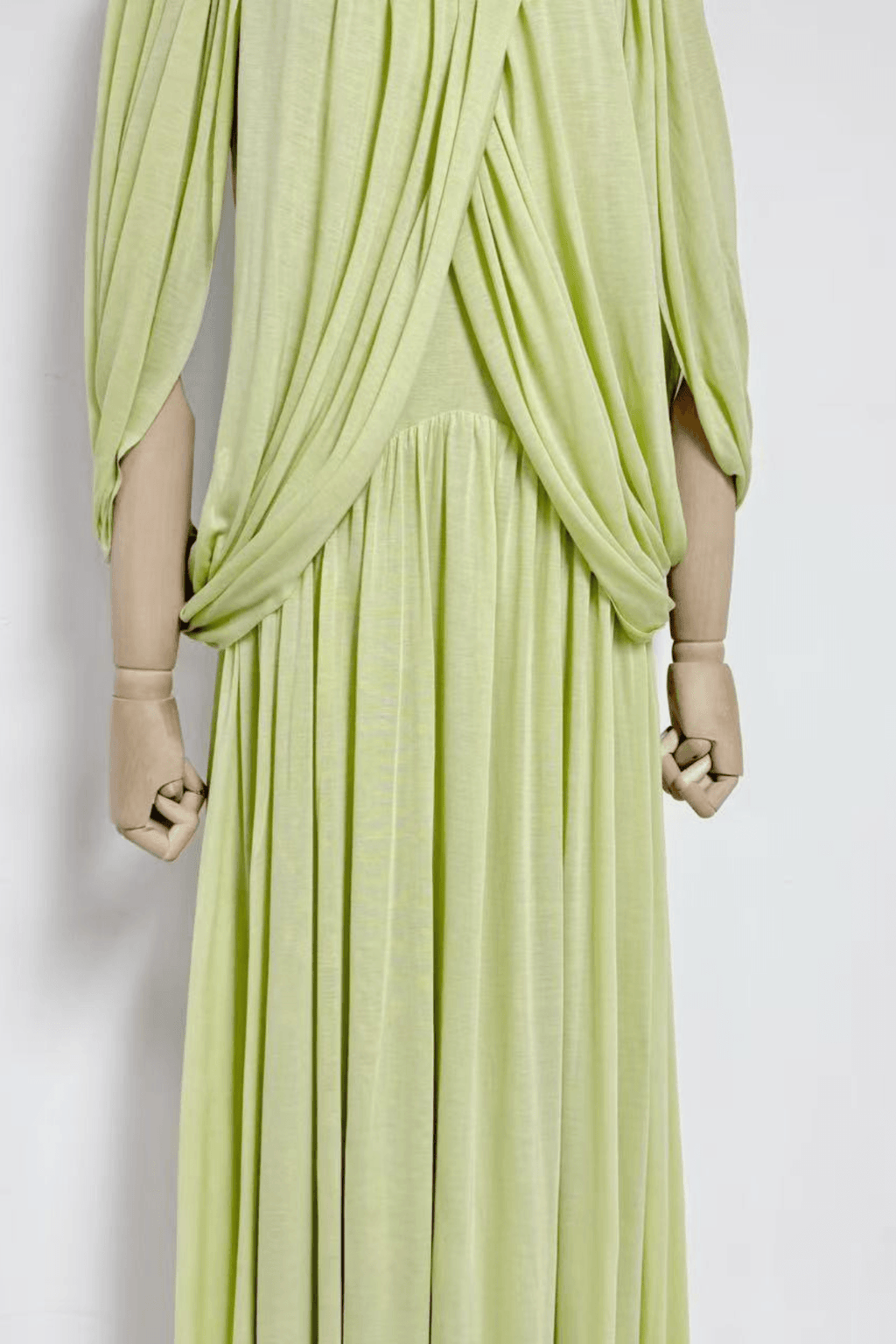 Alice Green Cape Sleeve Pleated Maxi Dress Avalabel