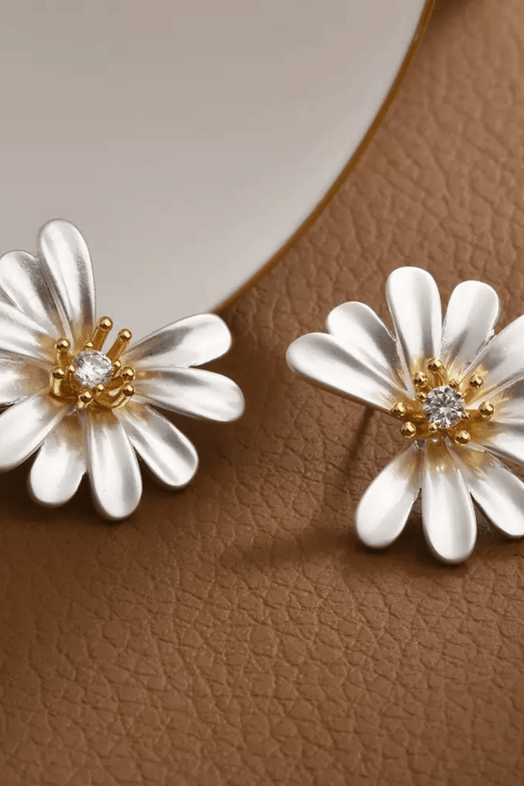 Two‑Tone Daisy Crystal Stud Earrings Avalabel