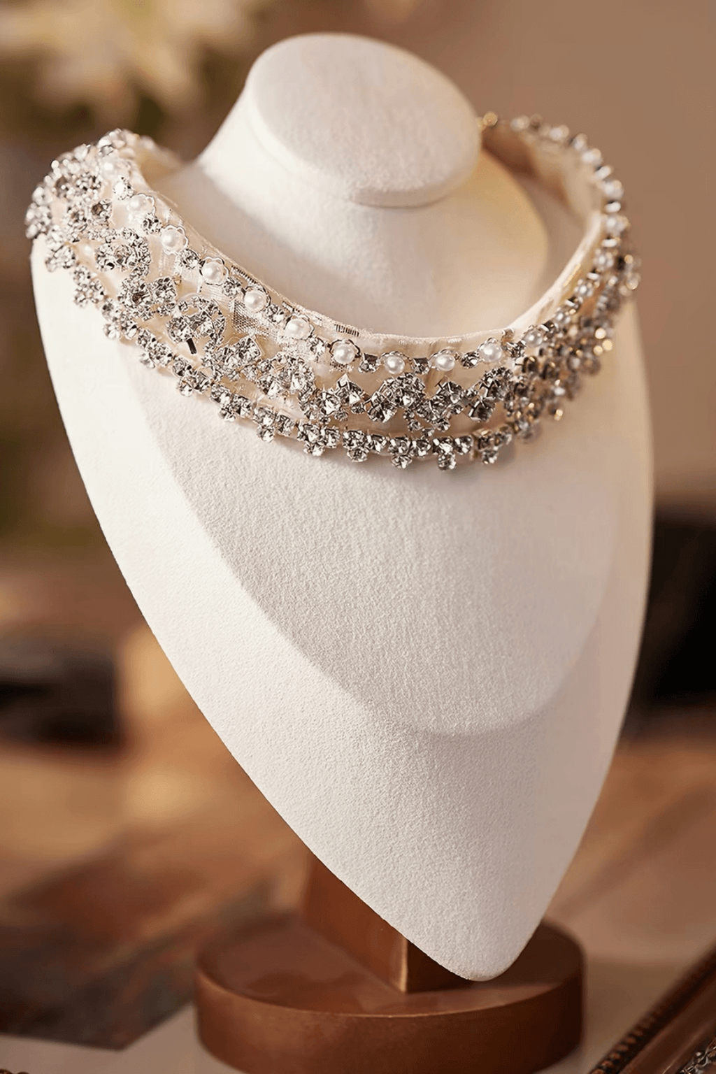 Pearl Crystal Beaded Choker Necklace Avalabel