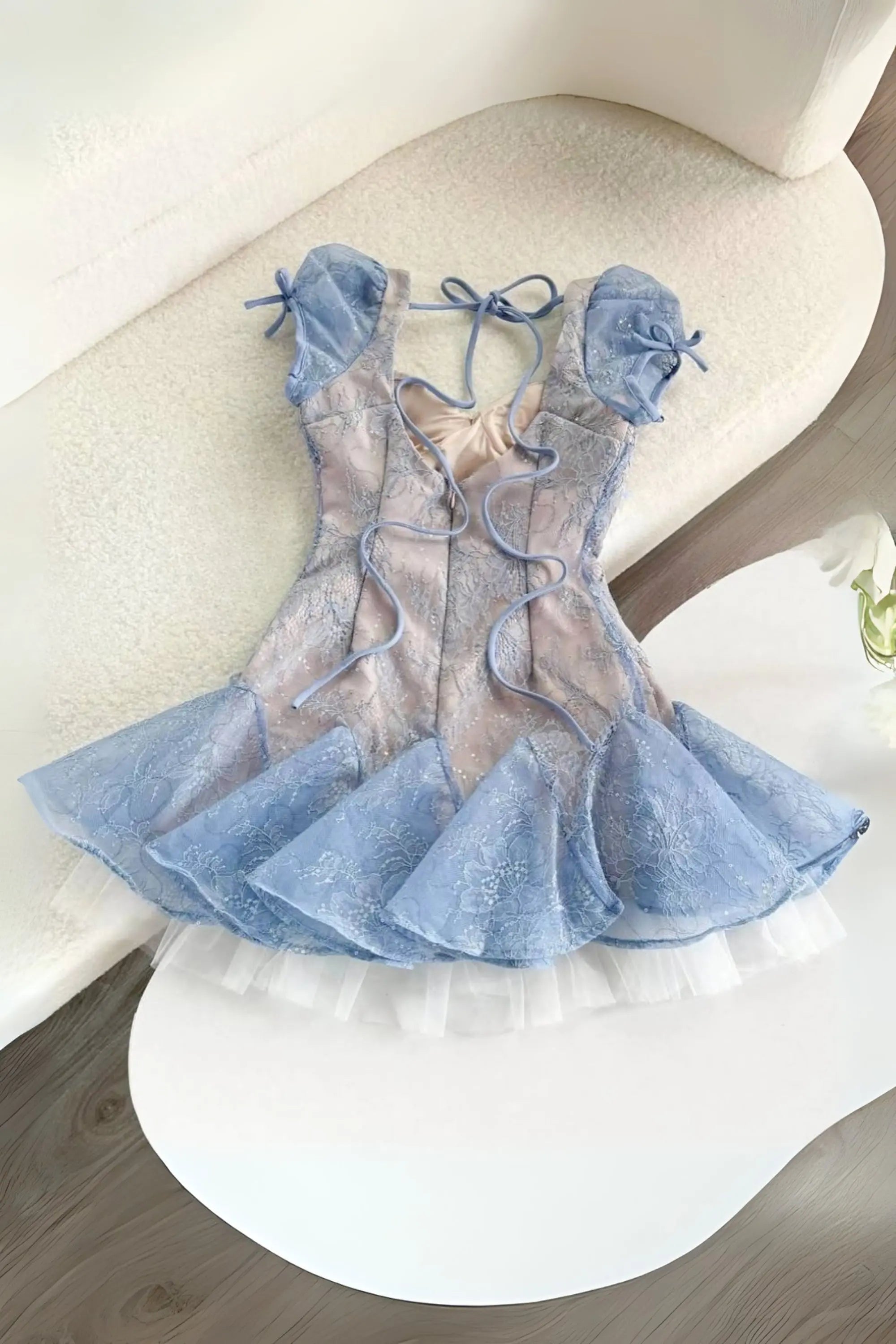 Lace embroidery puffy mini dress in blue Avalabel