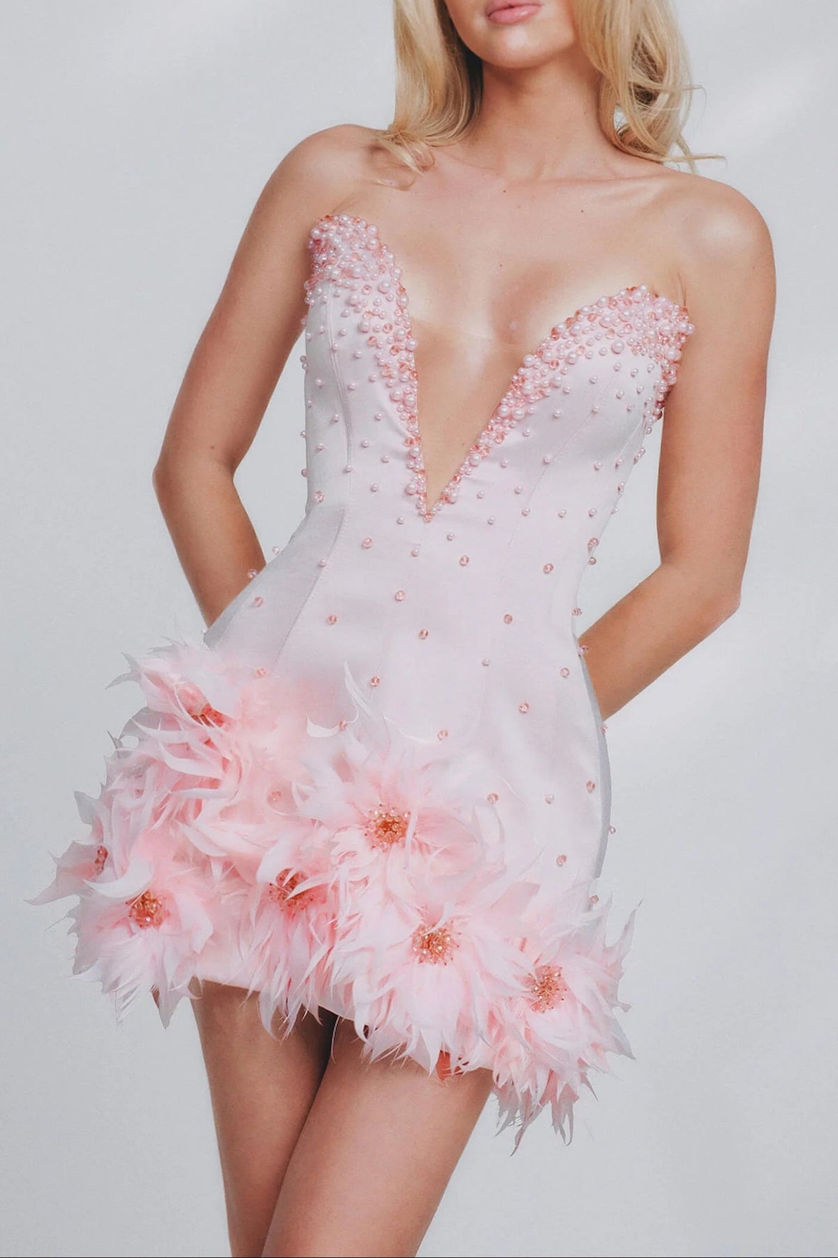 Tube Top deep V-neck pearl bodycon mini dress in pink Avalabel