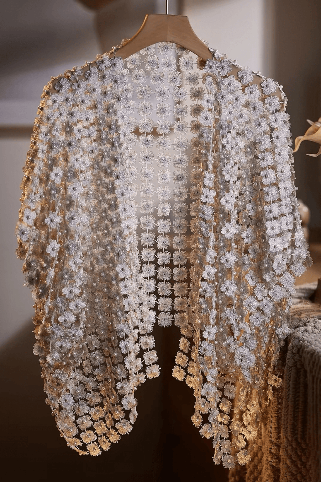 Ombre Floral Lace Pearl Shawl Avalabel