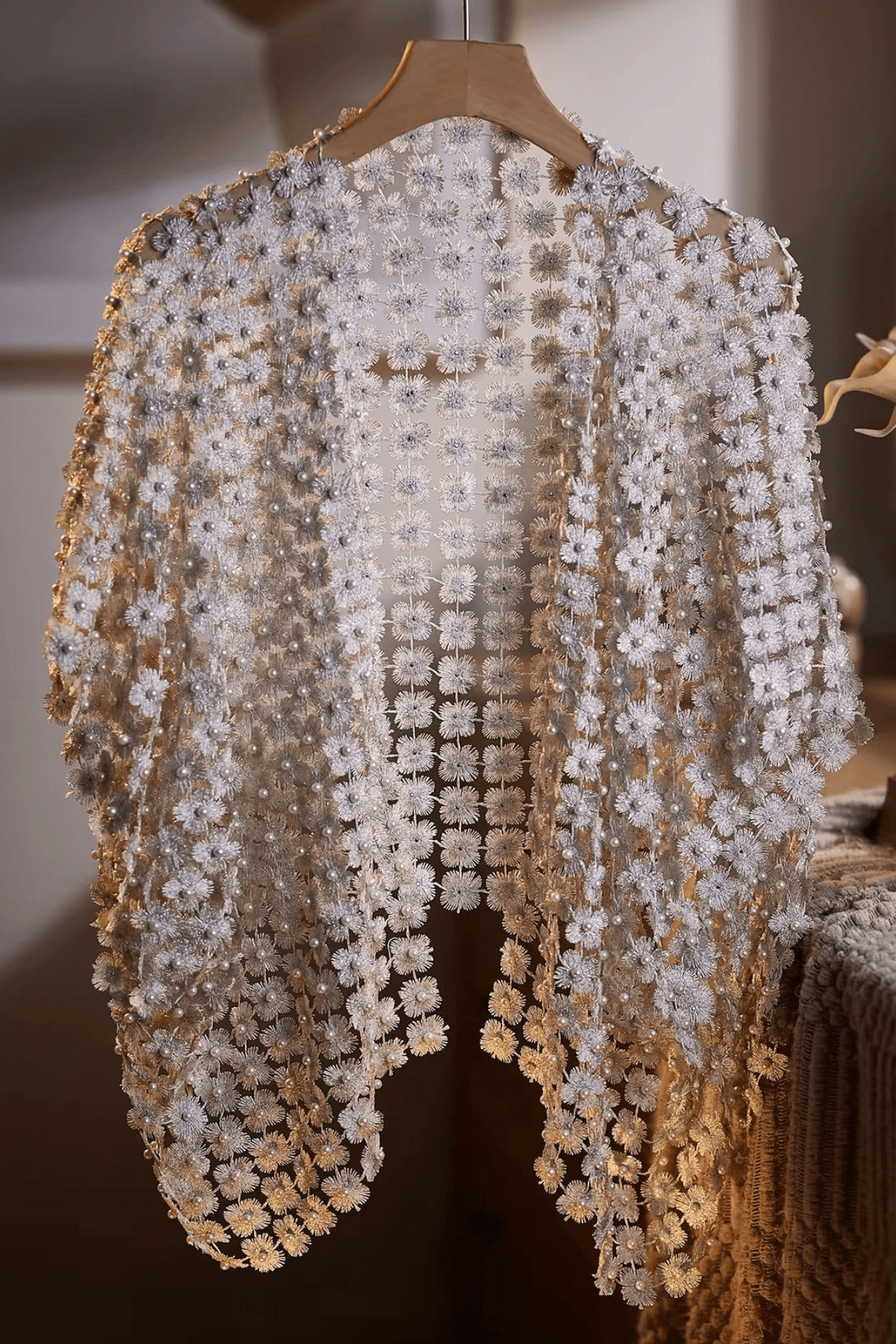 Ombre Floral Lace Pearl Shawl Avalabel