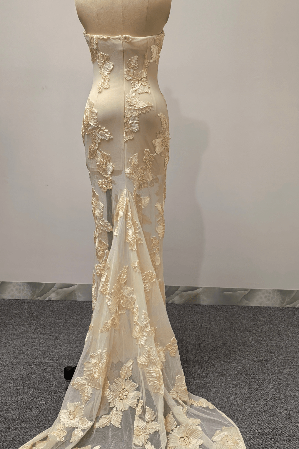 Liora Strapless Floral Appliqué Mermaid Dress Avalabel