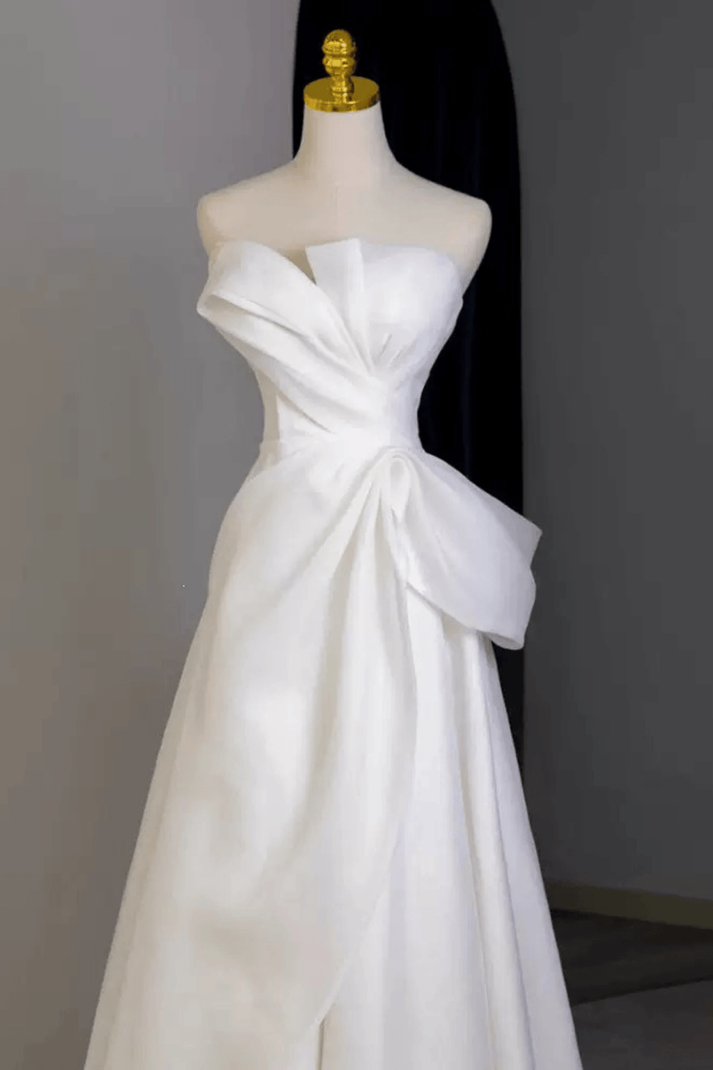 Strapless Satin Bow Accent A‑Line Wedding Dress Avalabel