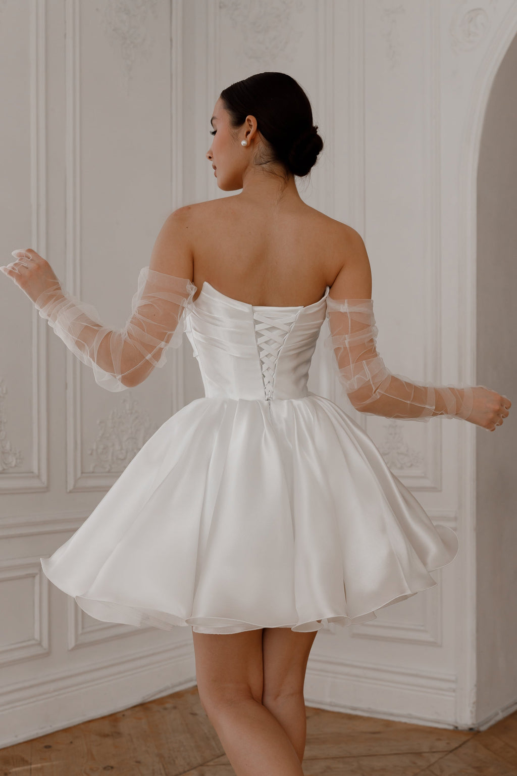 Molly Detachable Straps Mini Dress in Light Lvory Avalabel