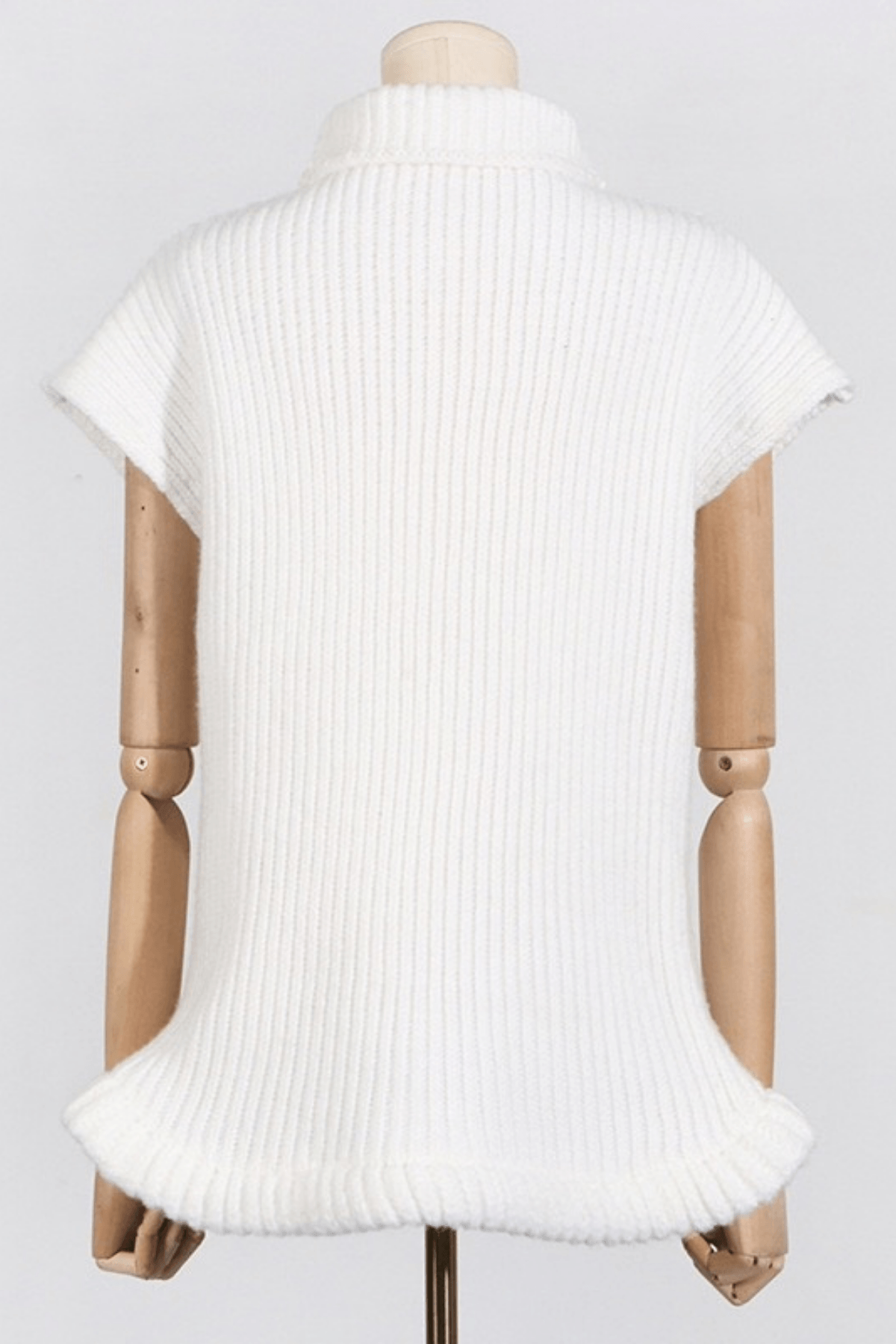 Janis White Turtleneck Sleeveless Knit Sweater Avalabel