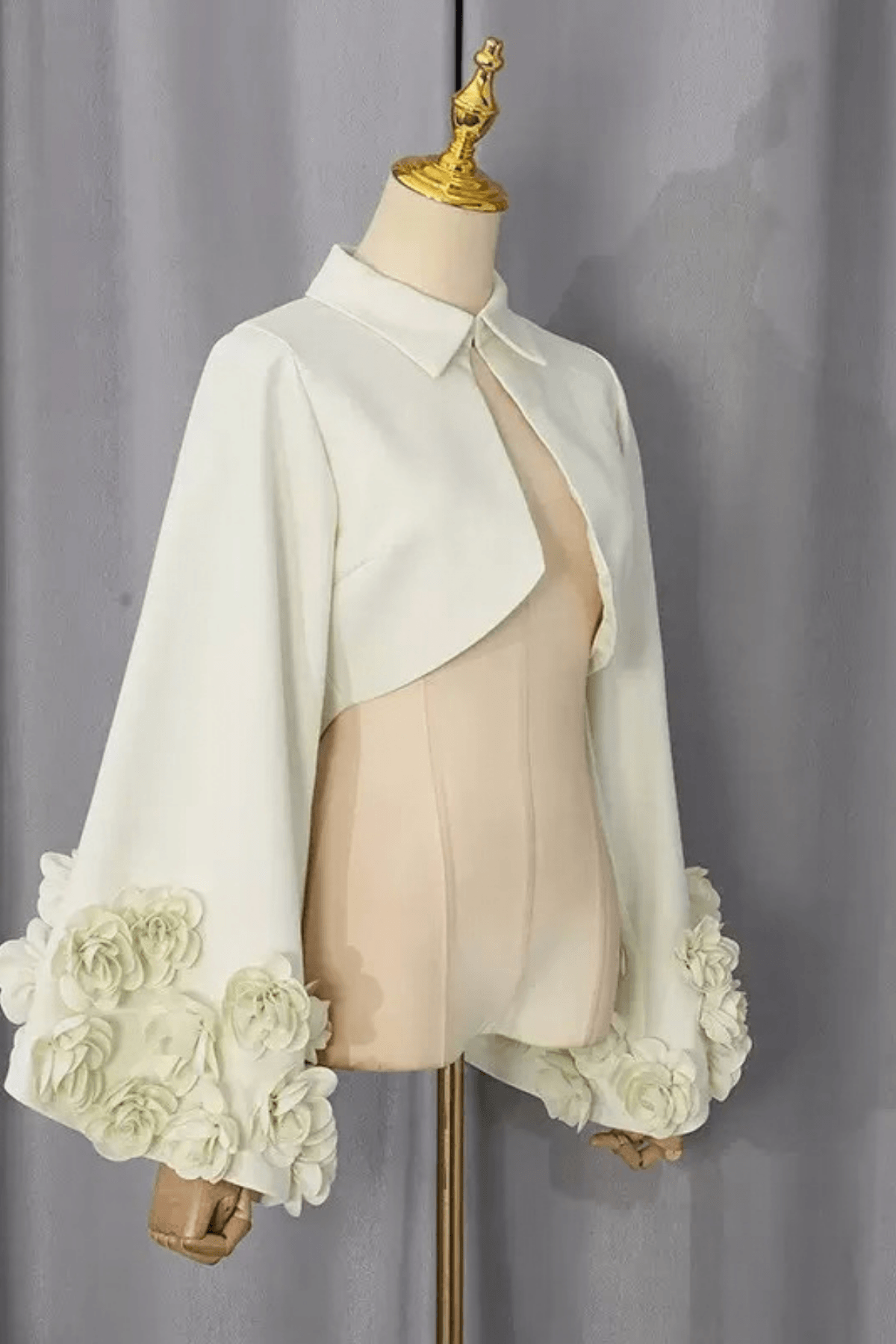 Daria 3D Floral Bell Sleeve Cropped Jacket Avalabel