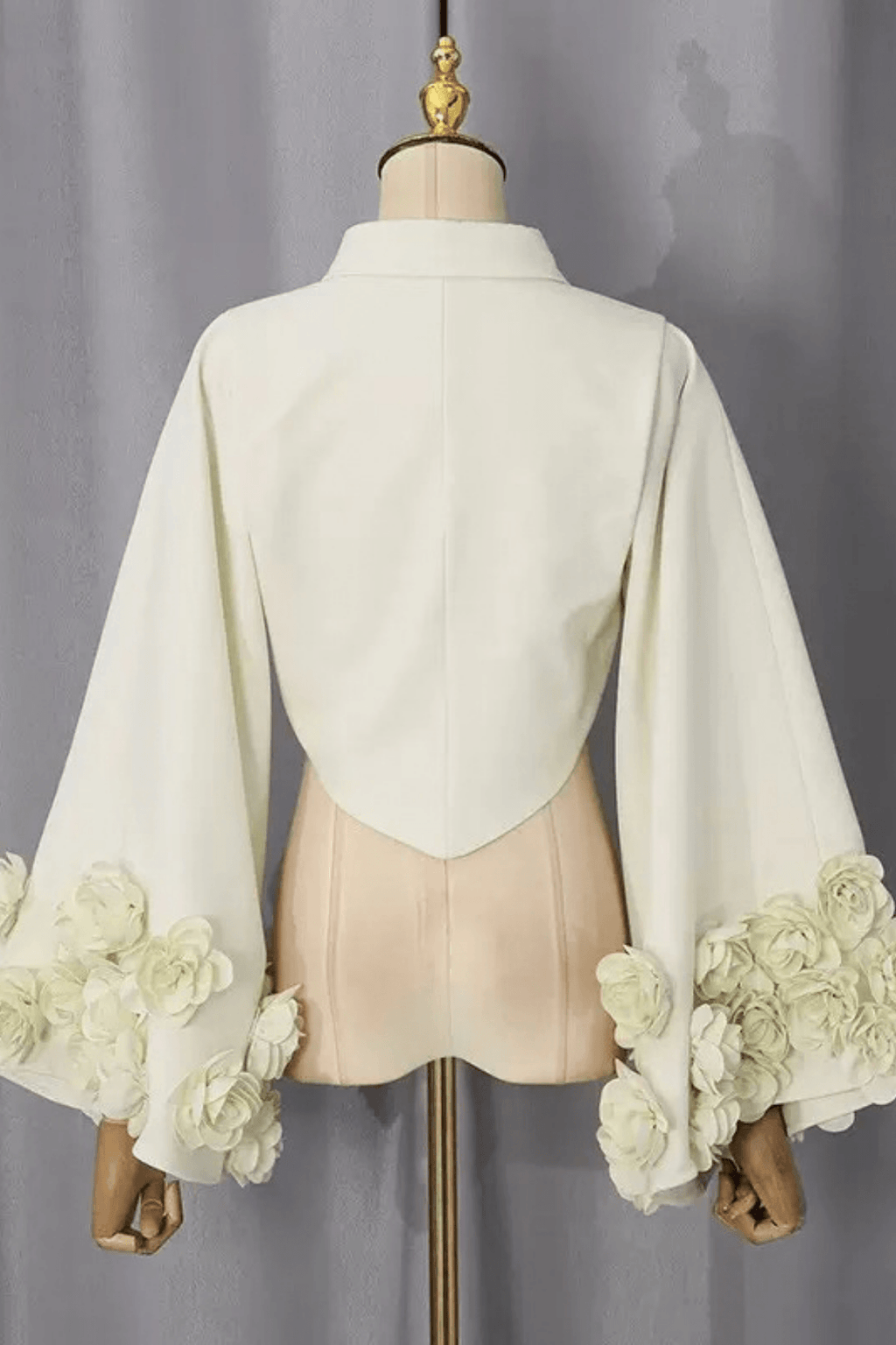 Daria 3D Floral Bell Sleeve Cropped Jacket Avalabel