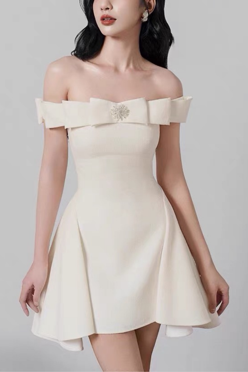Belle Bow Crystal Off-Shoulder White Mini Dress Avalabel