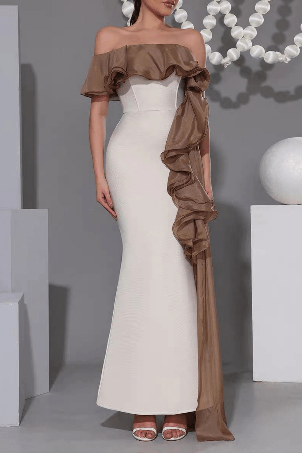Mona Off‑Shoulder Contrast Ruffle Mermaid Maxi Dress Avalabel