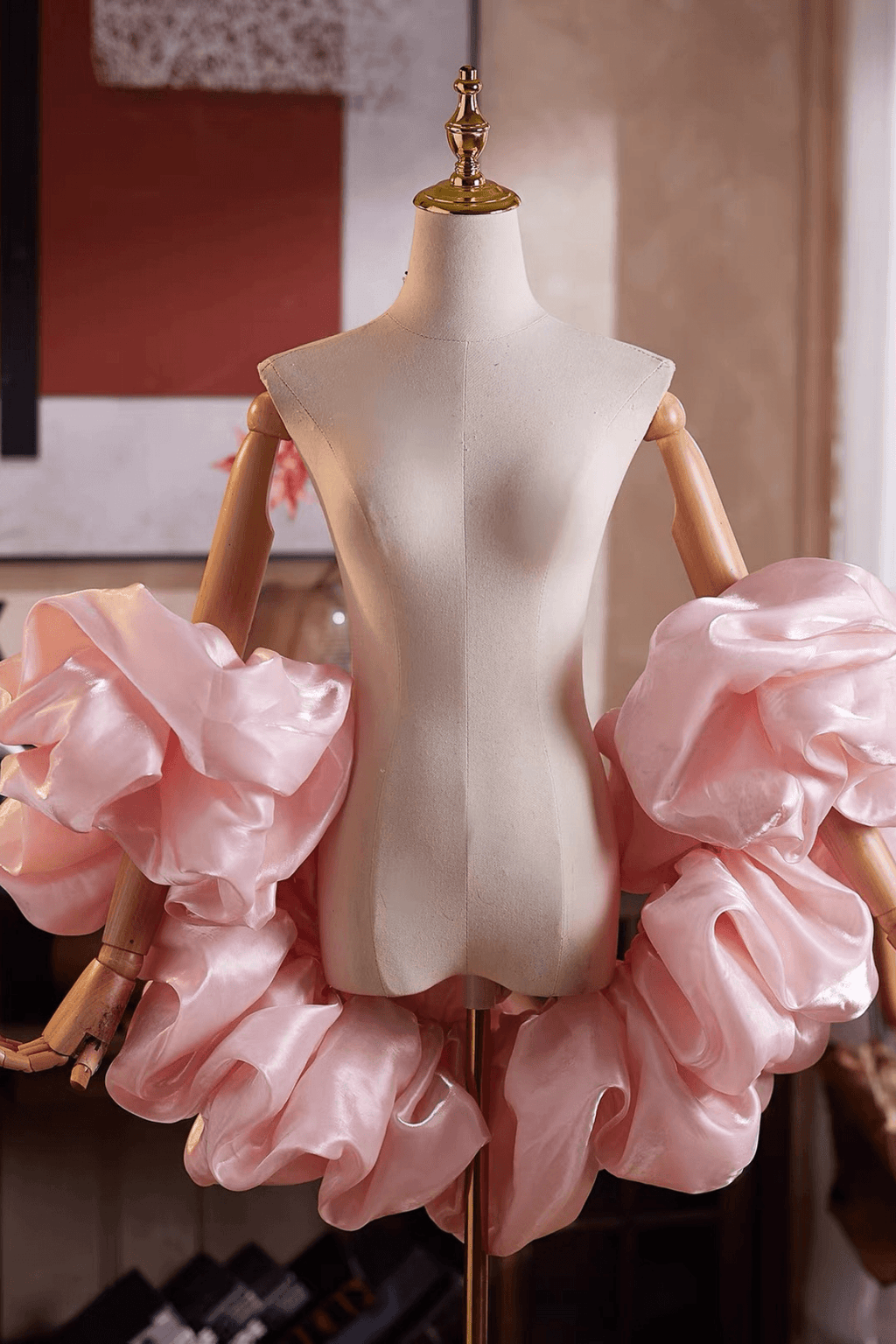 Pink Glossy Organza Voluminous Ruffled Shawl Avalabel