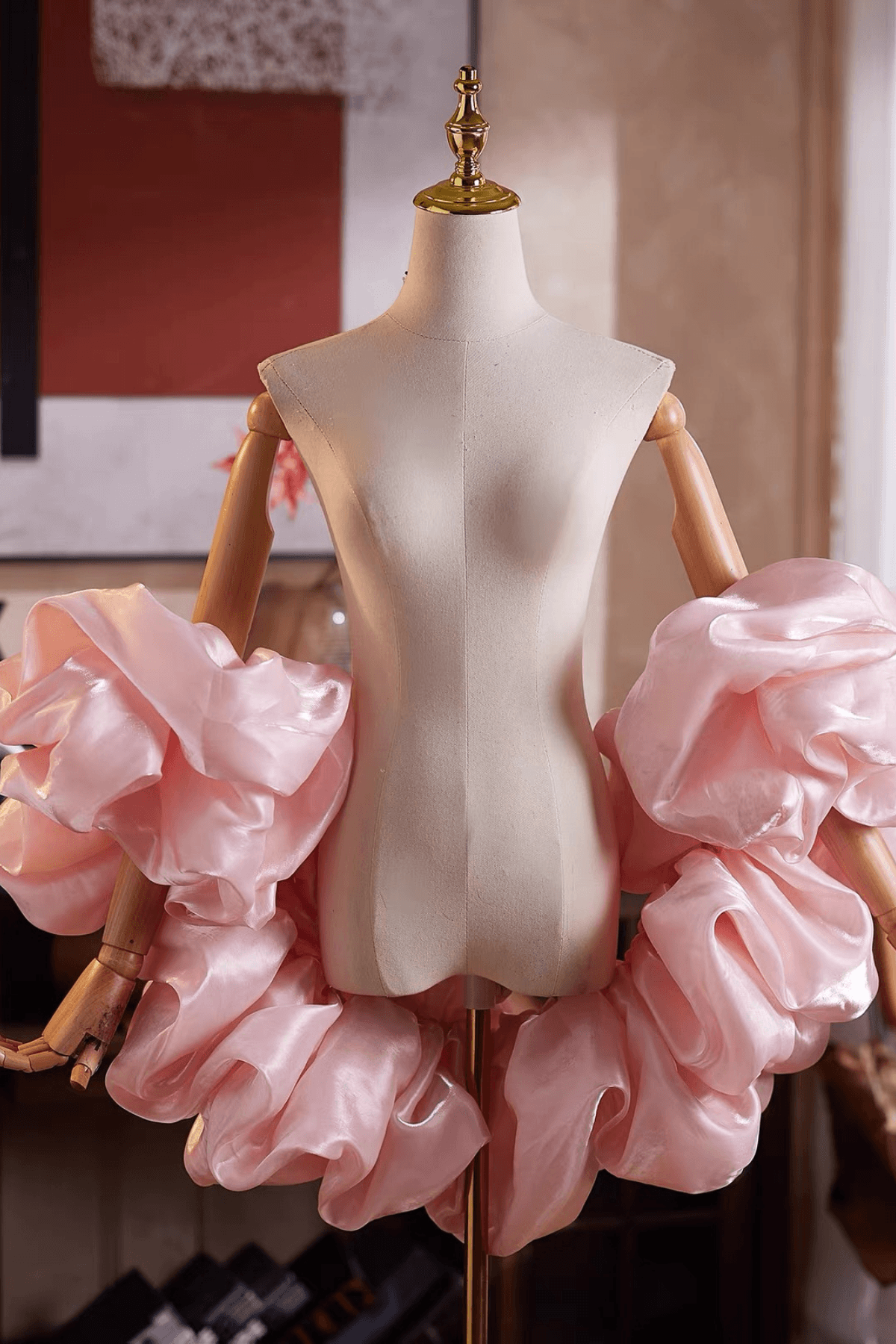 Pink Glossy Organza Voluminous Ruffled Shawl Avalabel
