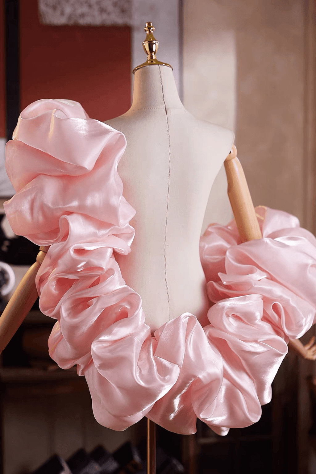 Pink Glossy Organza Voluminous Ruffled Shawl Avalabel