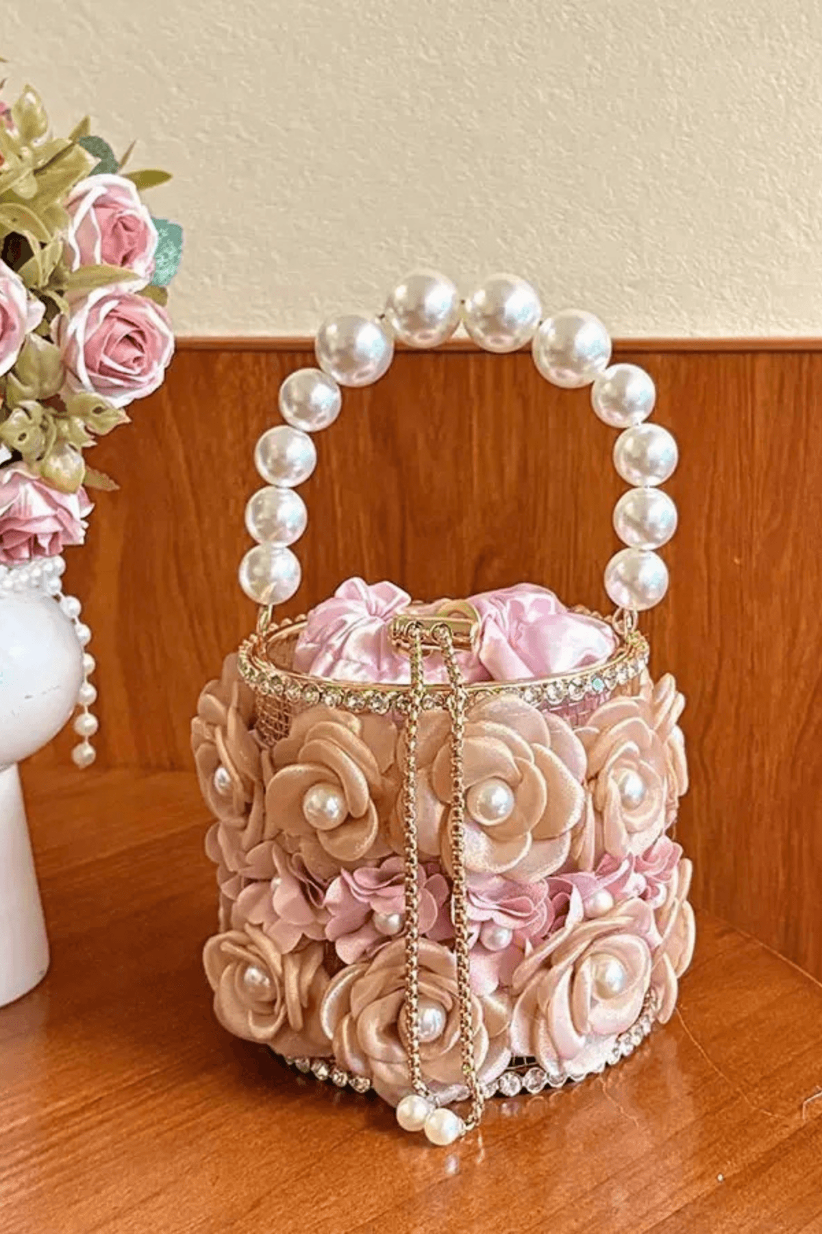 Jen Pink 3D Floral Pearl  Handbag Avalabel
