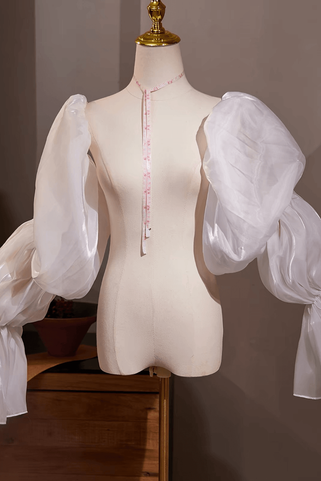White Shiny Organza Detachable Puff Sleeves Avalabel