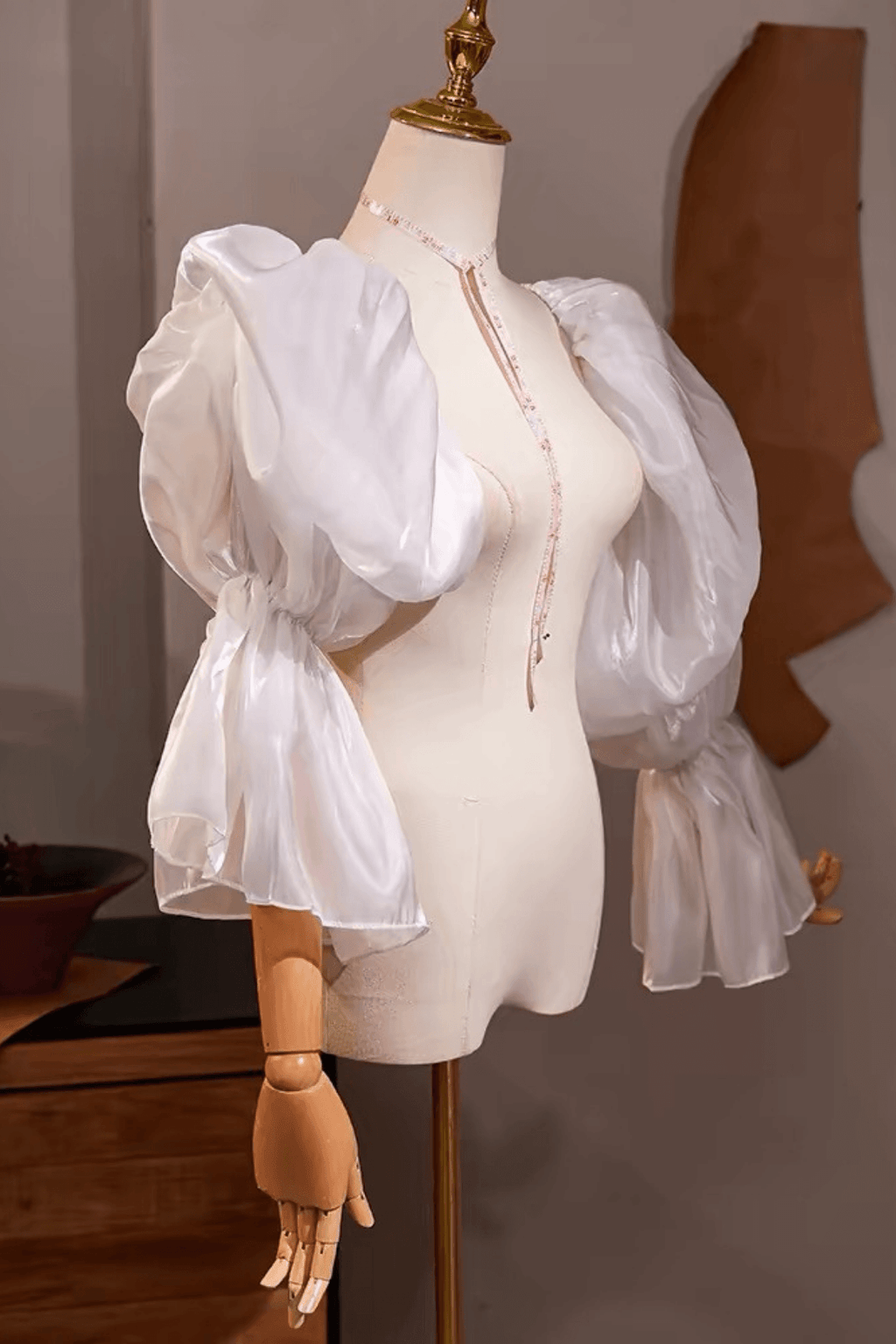 White Shiny Organza Detachable Puff Sleeves Avalabel